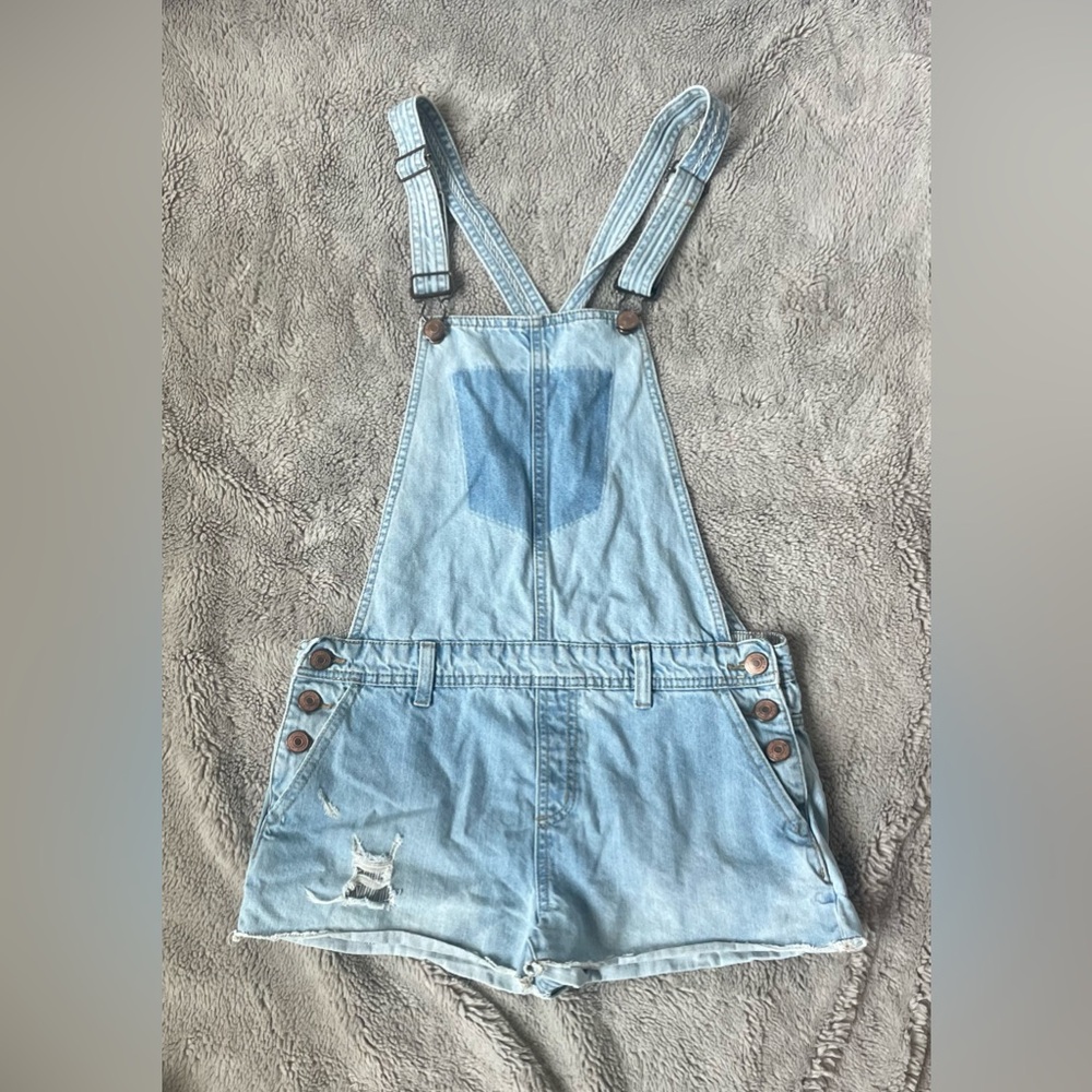 Forever 21 denim short overalls size 27